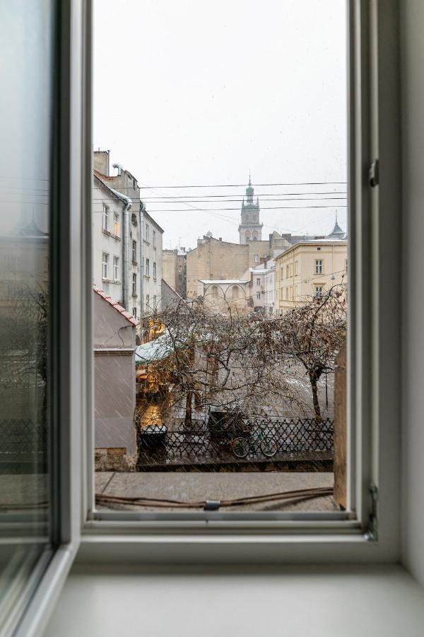 3 Room Apartments , Rohatyntsyv Street Lviv Eksteriør bilde