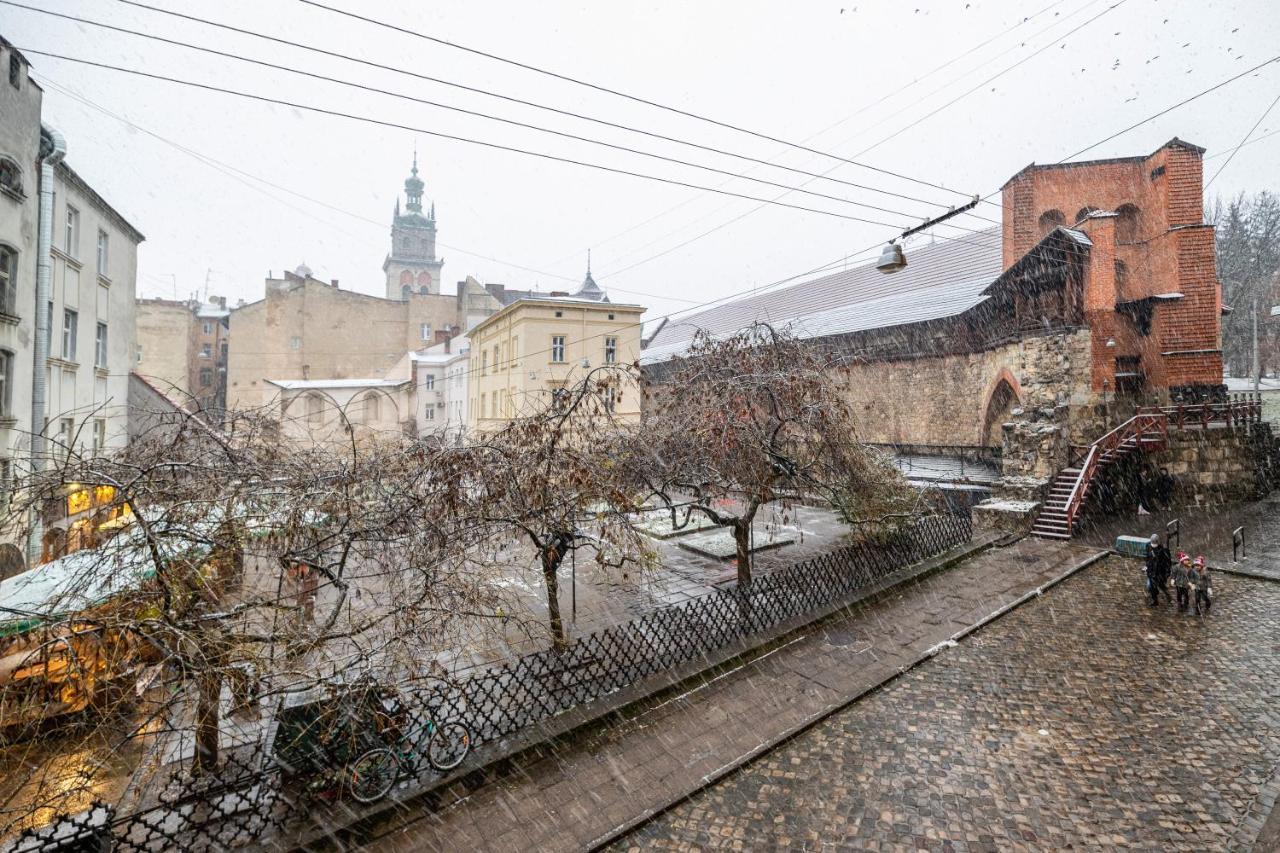 3 Room Apartments , Rohatyntsyv Street Lviv Eksteriør bilde
